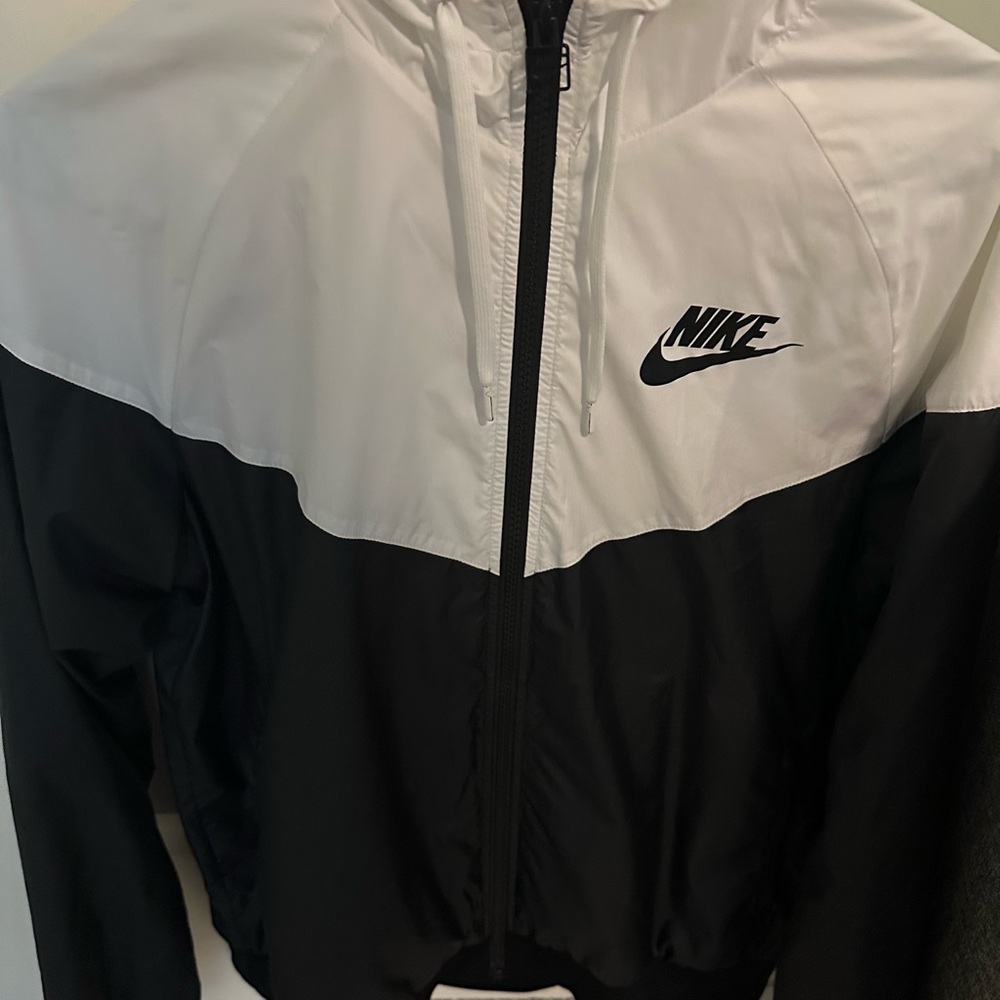 Nike White and Black Windbreaker
